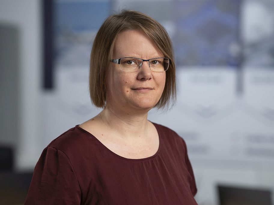 Dr. Sabine Poehler